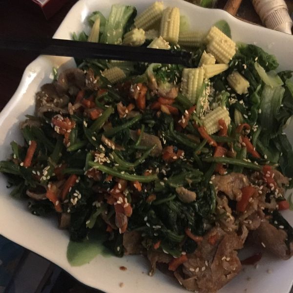 薑燒豬肉炒菠菜：Sara Wang 一起做