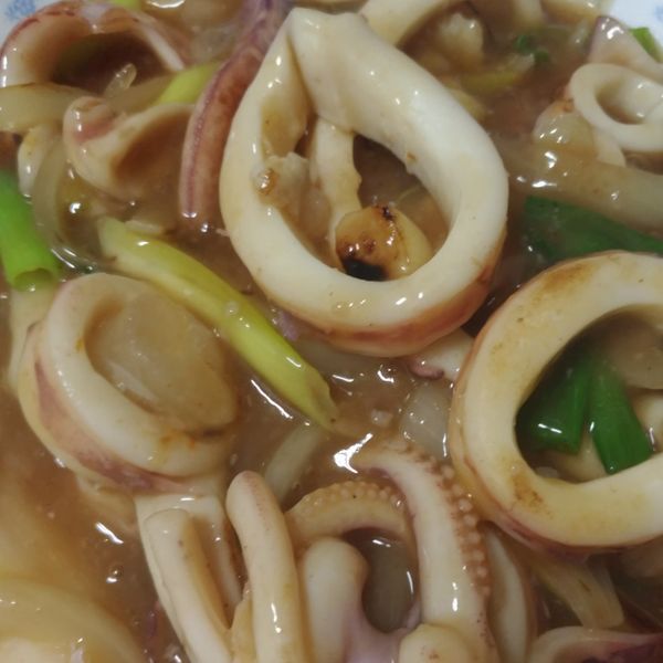 炒花枝 : 芯一起做