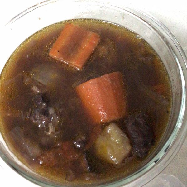 簡單的紅酒燉牛肉🍷 : Jeff一起做