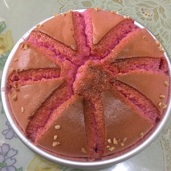 紅火龍果戚風蛋糕：Yuku Tsao 一起做