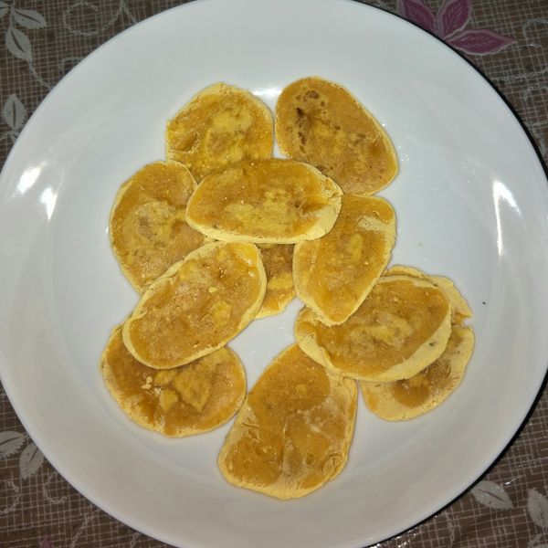 寶寶食譜【地瓜Q餅】 : 蘿蔔蹲一起做