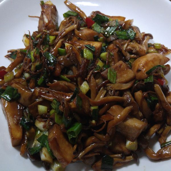 5分鐘蠔油炒雙菇【好菇道好食光】 : 雅棠御守一起做