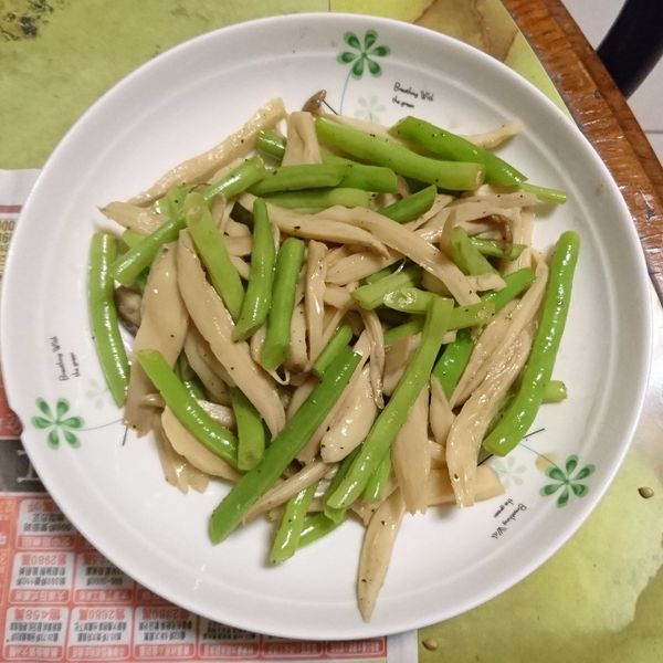 四季豆涼拌杏鮑菇:布丁醬曉 一起做