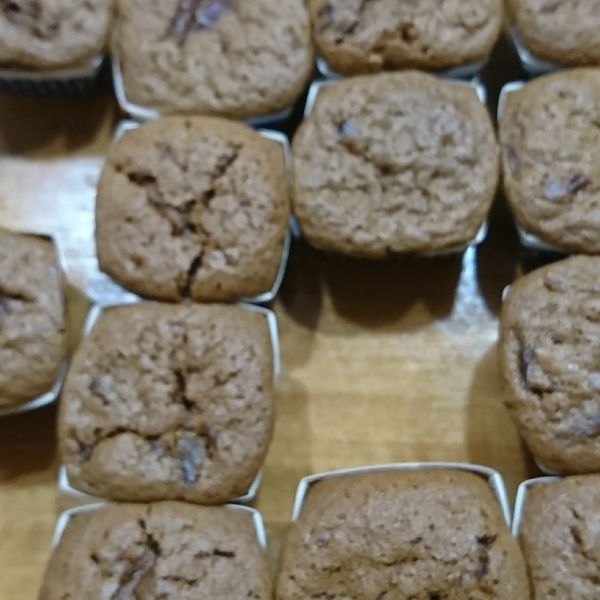 彰化知名養樂多做的桂圓蛋糕：Chao-chih Chang 一起做