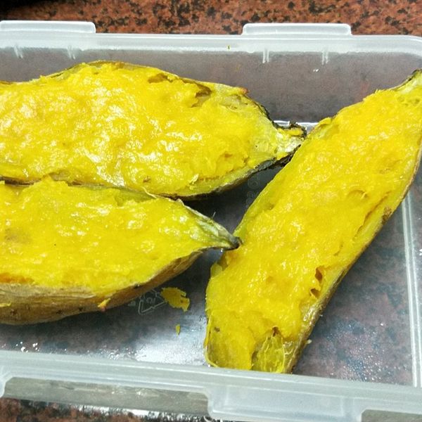 黃金地瓜燒～冬天最溫暖的下午茶點心：Lucy Cai 一起做