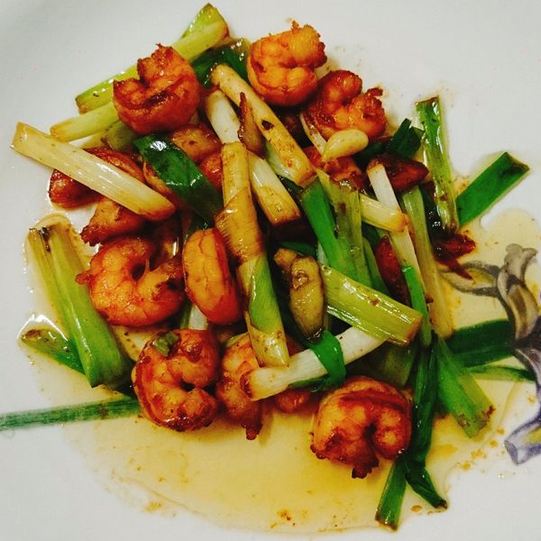 蔥爆蝦仁：Ching 一起做