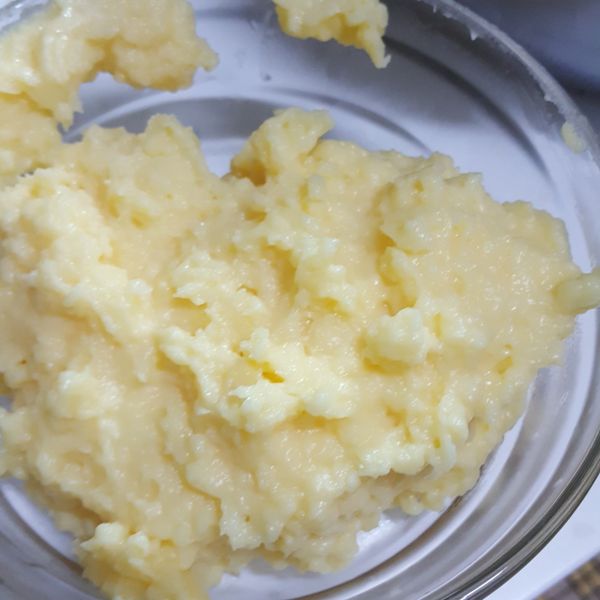 車輪餅的奶油饀 : Lee一起做