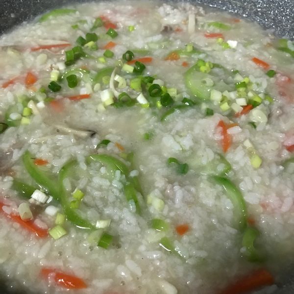 絲瓜粥：Midoly Lin 一起做