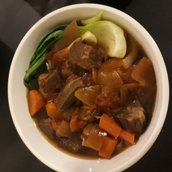 紅燒蕃茄牛肉麵*電鍋料理 : Abigail Girote一起做