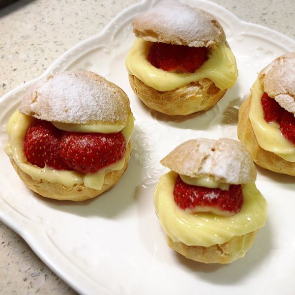 小泡芙 : 大眼睛一起做