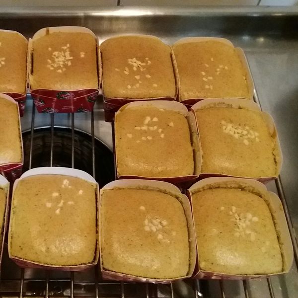 黑芝麻煉乳棉花蛋糕 : 張雅婷一起做