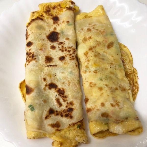 火腿蛋餅【卡特莉的早餐】烤鴨的餅皮利用：孟秋 一起做