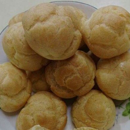 簡易鮮奶油泡芙:愛麗絲 一起做