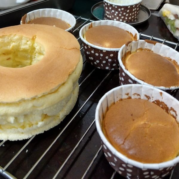 橙香牛奶杯子蛋糕 : Tiffany Lin一起做