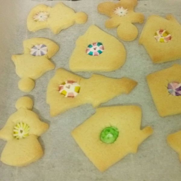 ｛心心相印之情人節應景餅乾｝彩繪玻璃餅乾 : Wx Lui Wang一起做