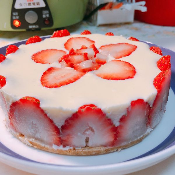 【免烤箱】特濃草莓生乳酪蛋糕：曾婷婷 一起做
