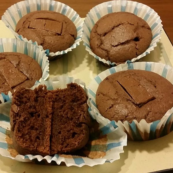 巧克力杯子蛋糕 : Yueh Hsin Sun一起做