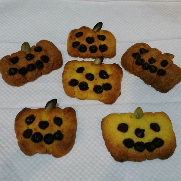 undefined：粉鴨鴨 一起做