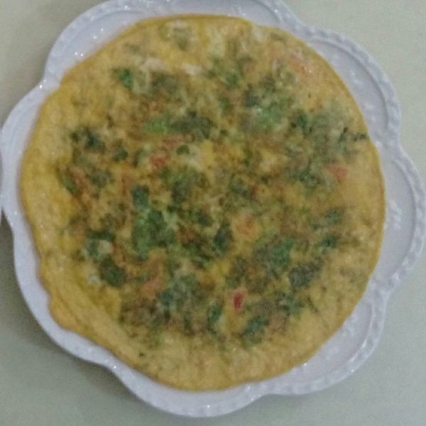 芹菜紅蘿蔔煎蛋：愛麗絲 一起做