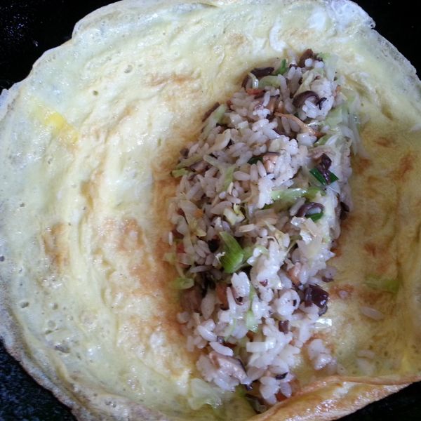 蛋包飯 : 丸子黃一起做