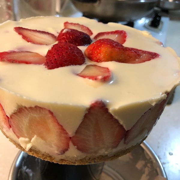 【免烤箱】特濃草莓生乳酪蛋糕：Chu Chu Lee 一起做