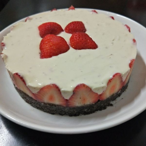【免烤箱】特濃草莓生乳酪蛋糕：邱惠仙 一起做