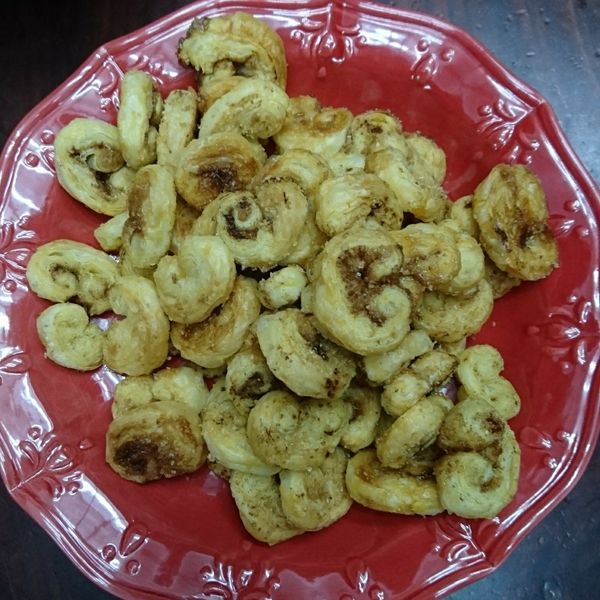 抹茶。巧克力。蝴蝶酥：羅少少 一起做