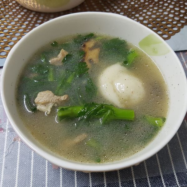 茼蒿鮮肉湯圓 : lulu一起做