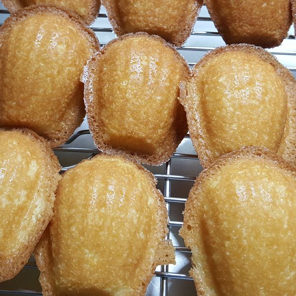 法式檸檬瑪德蕾蛋糕:Emma Chen 一起做