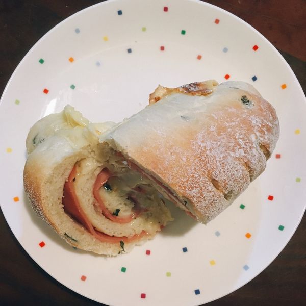 義式羅勒火腿起司麵包 : Una一起做