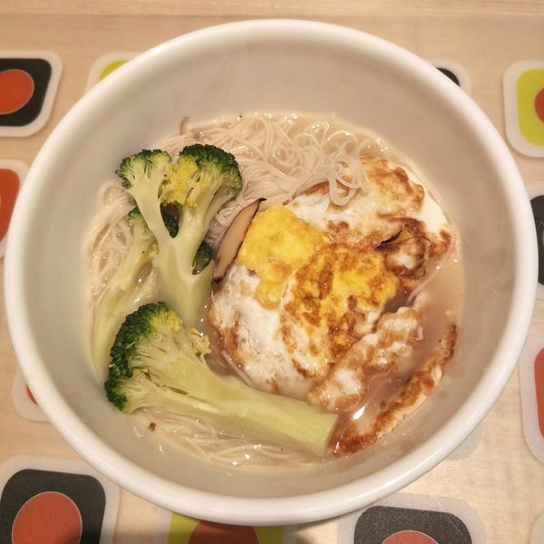 麻油雞蛋麵線 : 小佳一起做
