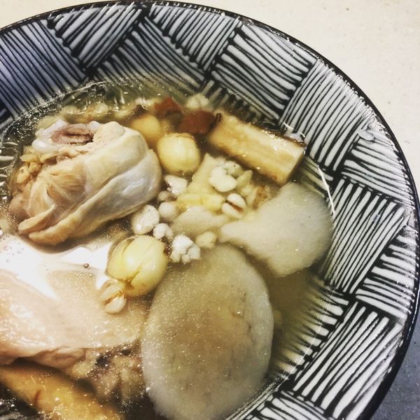 【厚生廚房】四神燉雞湯:邋遢媽媽 一起做