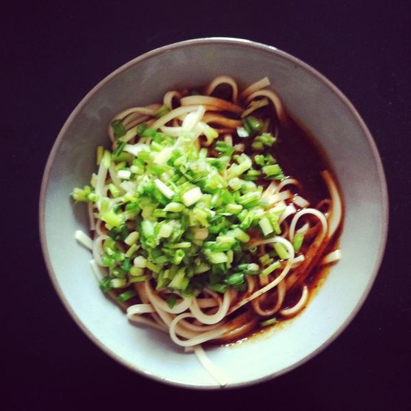 【粉豬兒】沙茶蔥辣拌乾麵：Nicole Wu 一起做