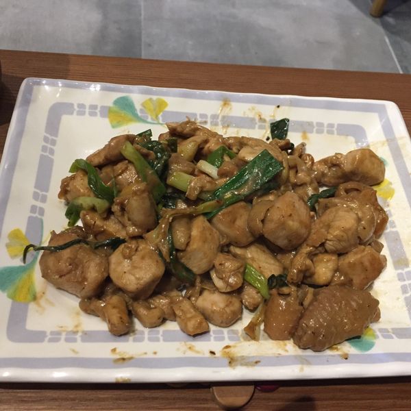 蔥爆嫩炒雞片 醬汁比例讚👍🏻 : Chi-Hsiu Chao一起做