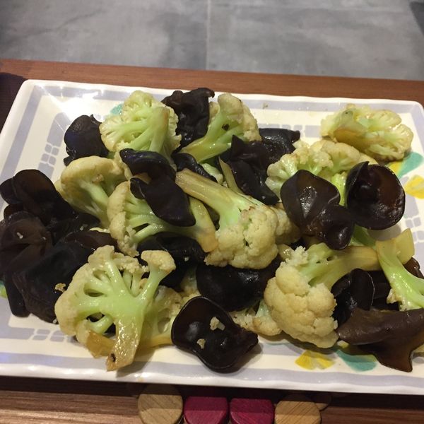 \\洋食風-奶油醬油炒白花椰// : Chi-Hsiu Chao一起做