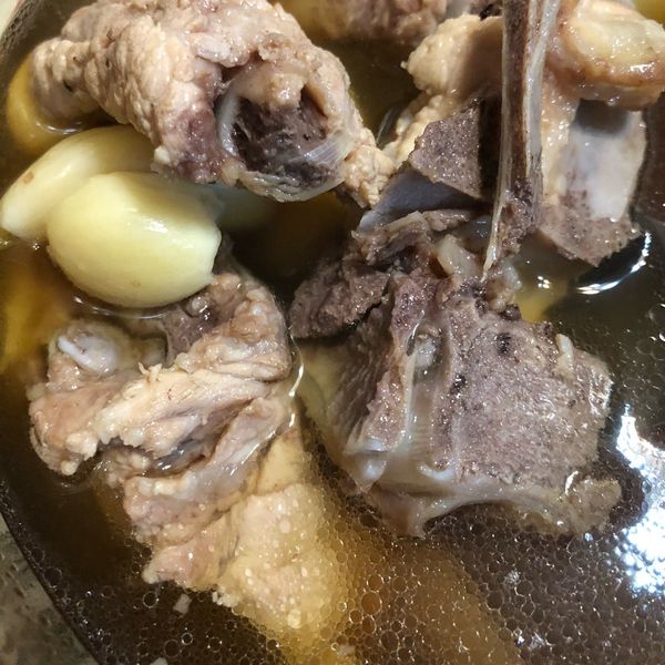 新加坡松發肉骨茶：Flora 一起做