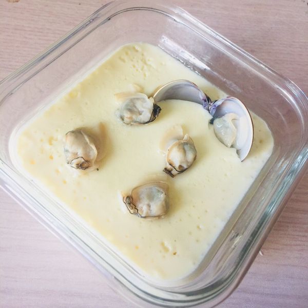 超滑嫩鮮蛤蜊蒸蛋 : 何佩樺一起做
