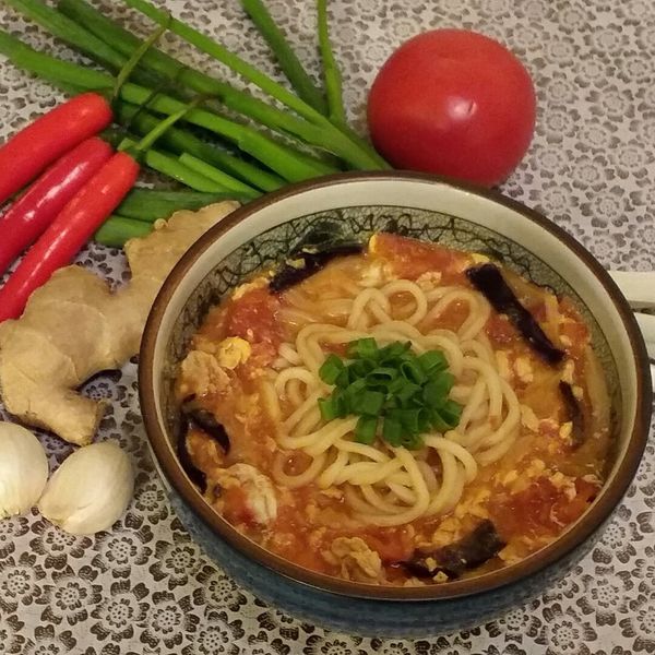 蕃茄雞蛋麵 : E婷mama一起做