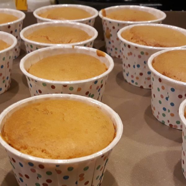 Q軟香蕉杯子蛋糕(不凹版) : Una Hsieh一起做