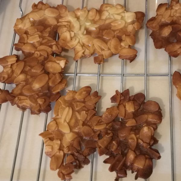 杏仁瓦片 : 雅婷吳一起做