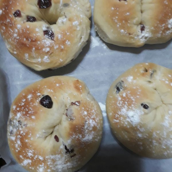 【香濃柔軟】蔓越莓奶油乳酪麵包捲 : 冰冰一起做