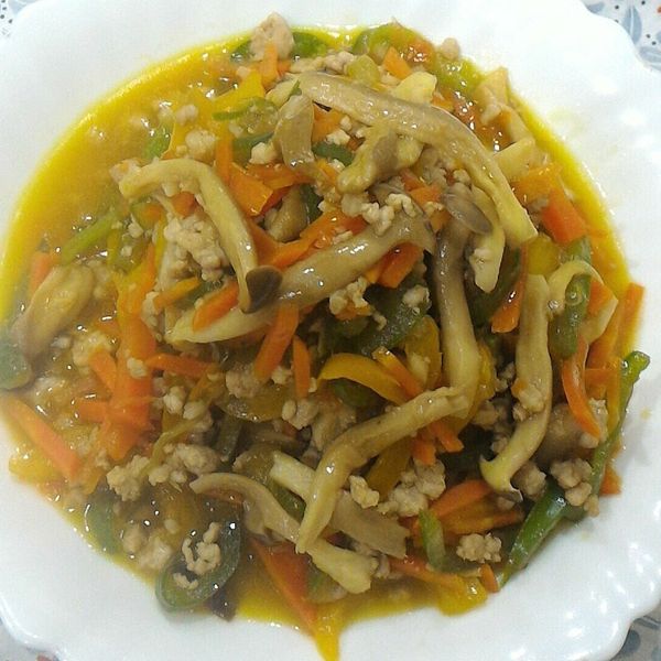 甜椒炒豬肉파프리카안심볶음：Flora AB 一起做