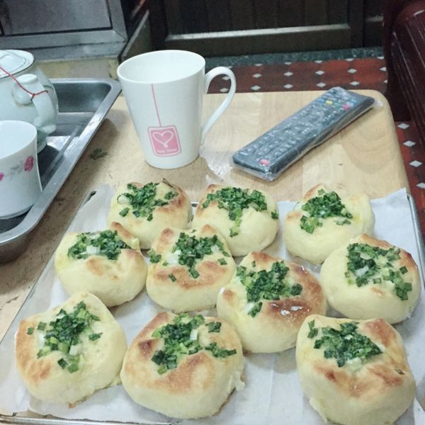 蔥香麵包【萬用基礎麵糰】 : 葉凱琳一起做