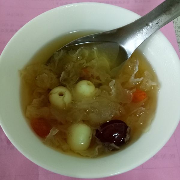 銀耳蓮子湯 : carolyang888一起做