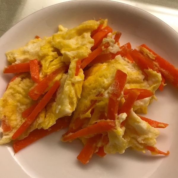 紅蘿蔔炒蛋 : 廢材小姐一起做