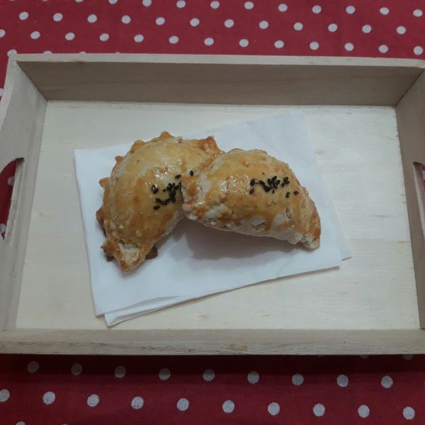 家庭點心-咖哩餃：Nina 一起做