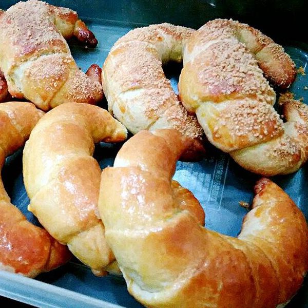 三峽美食~金牛角麵包 : 王凡凡一起做