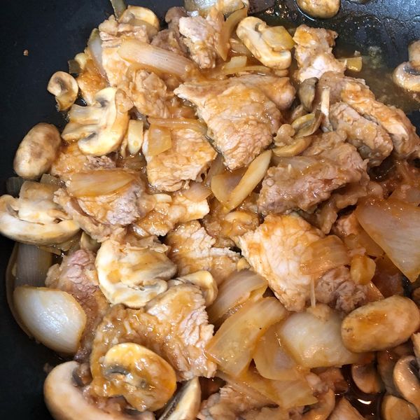 茄汁洋蔥燴豬排（便當菜） : yaya一起做