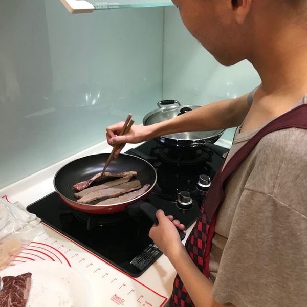 undefined：Betty Hung 一起做