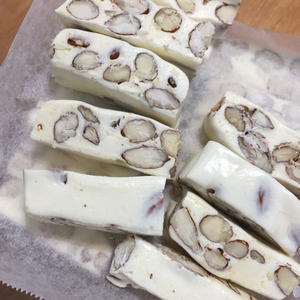 杏仁牛軋糖 : Yasin Chen一起做